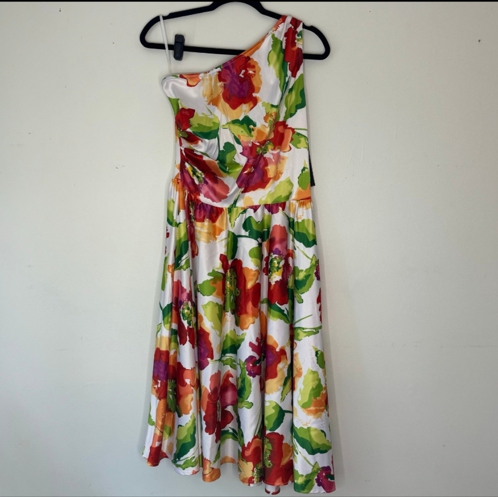 Stop Staring one shoulder water color dress Large